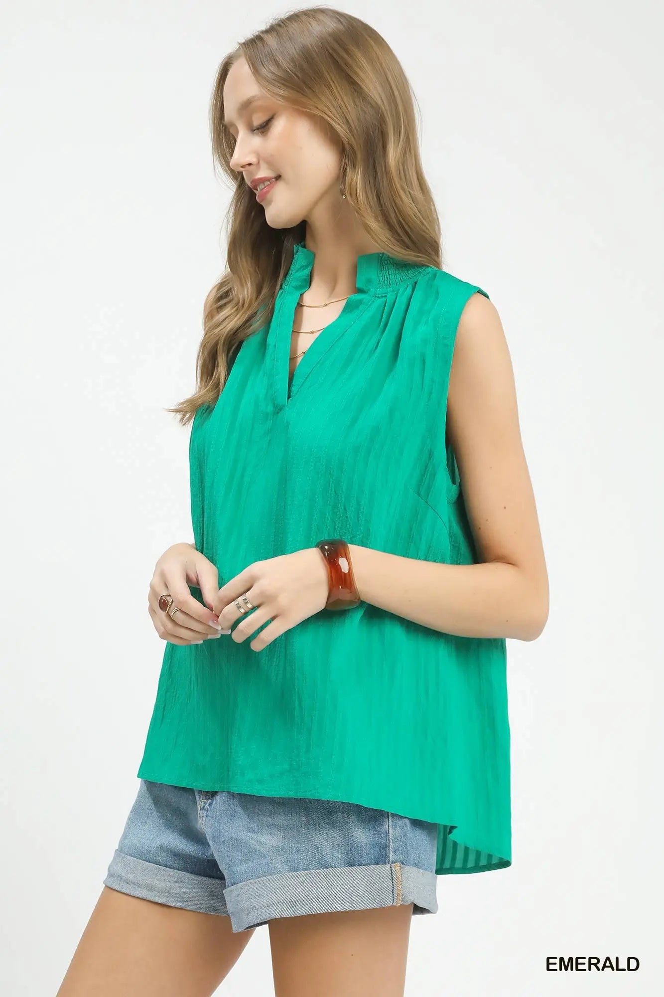 🌿 Emerald Ease Tank