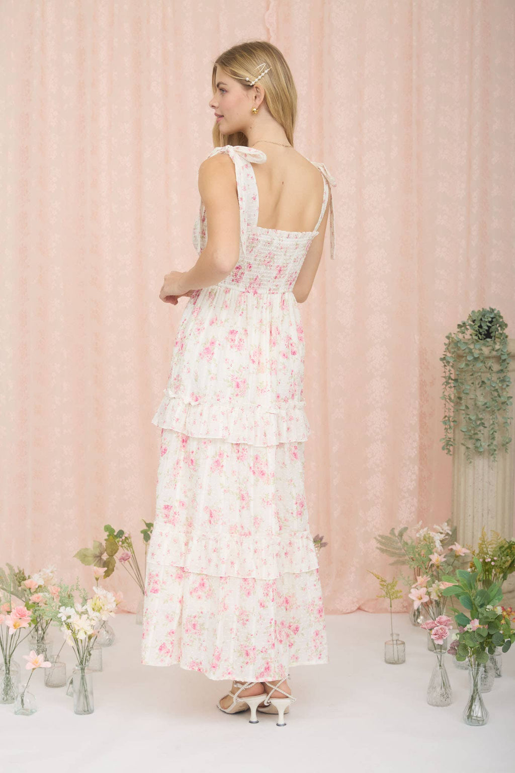 FLORAL SWEETHEART SMOCKED RUFFLE DETAIL MIDI DRESS