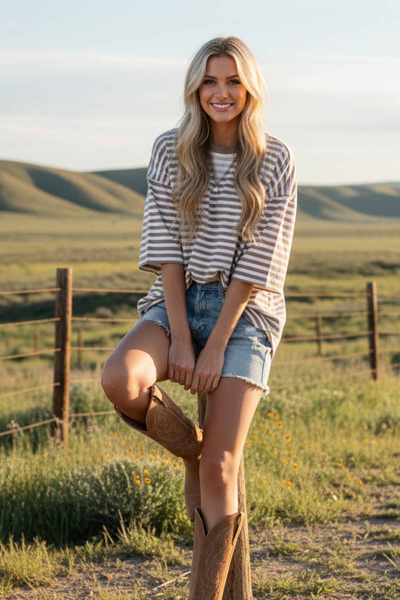 STRIPED OVERSIZED SHORT SLEEVE TOP