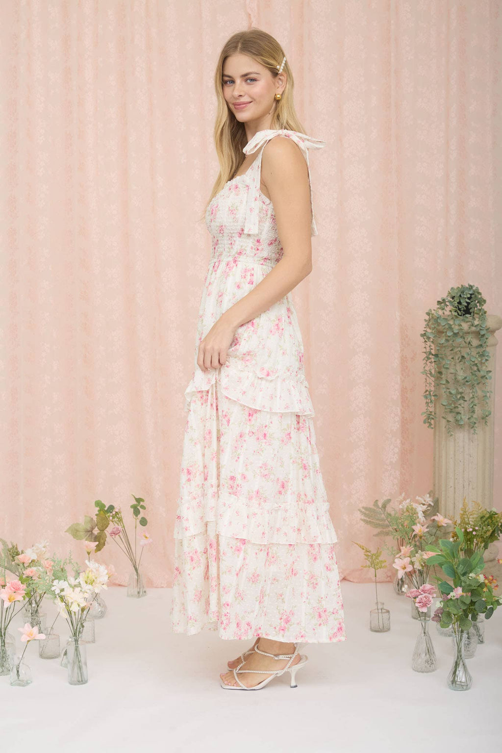 FLORAL SWEETHEART SMOCKED RUFFLE DETAIL MIDI DRESS